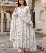 Women Floral Printed Panelled Pure Cotton Kurta with Trousers & With Dupatta