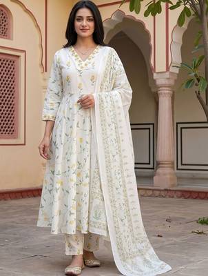 Floral Printed Regular Pure Cotton Kurta with Trousers & Dupatta 1