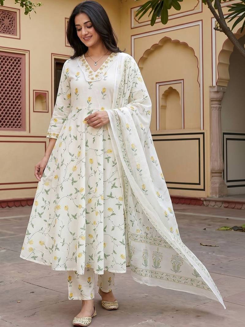 Floral Printed Regular Pure Cotton Kurta with Trousers & Dupatta