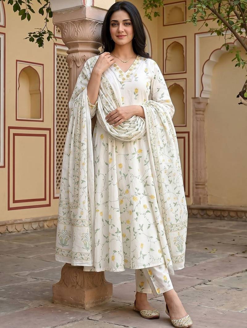 Floral Printed Regular Pure Cotton Kurta with Trousers & Dupatta