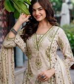Women Floral Printed Regular Pure Cotton Kurta with Palazzos & With Dupatta