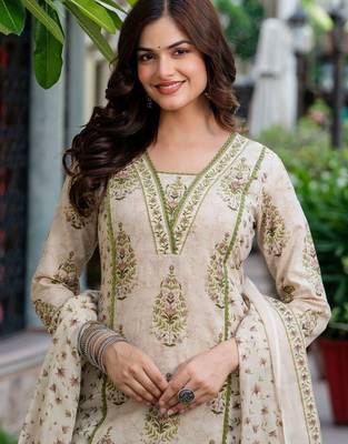 Women Floral Printed Regular Pure Cotton Kurta with Palazzos & With Dupatta 3