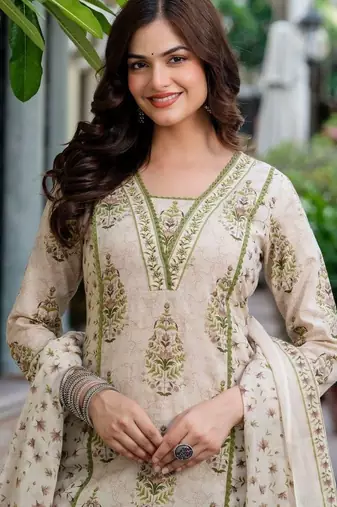 Women Floral Printed Regular Pure Cotton Kurta with Palazzos & With Dupatta