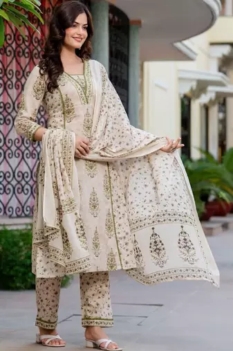 Women Floral Printed Regular Pure Cotton Kurta with Palazzos & With Dupatta