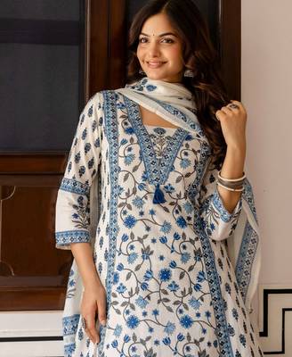 Women Floral Printed Cotton Kurta with Palazzo & Dupatta 1