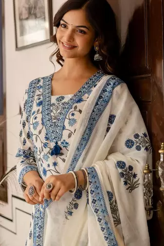 Women Floral Printed Cotton Kurta with Palazzo & Dupatta