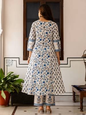 Women Floral Printed Cotton Kurta with Palazzo & Dupatta 5