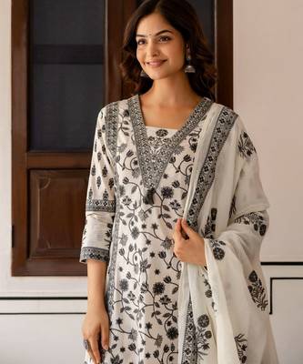 Women Floral Printed Sequinned Pure Cotton Kurta with Palazzos & Dupatta Kurta Sets 3