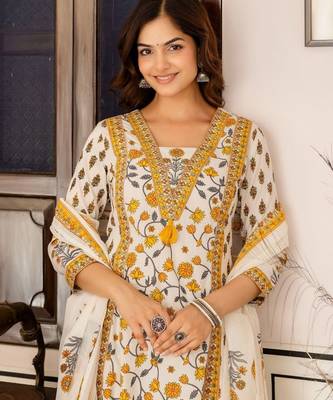 Floral Printed Bagru Pure Cotton Kurta with Palazzos & Dupatta 3