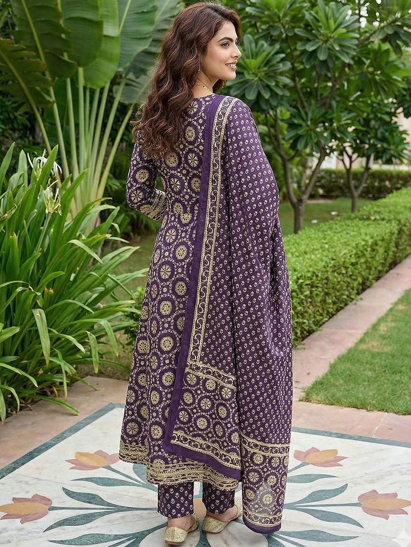 Women Ethnic Motifs Printed Panelled Pure Cotton Kurta with Trousers & With Dupatta