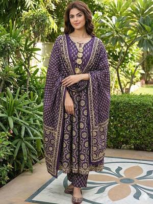Women Ethnic Motifs Printed Panelled Pure Cotton Kurta with Trousers & With Dupatta 4