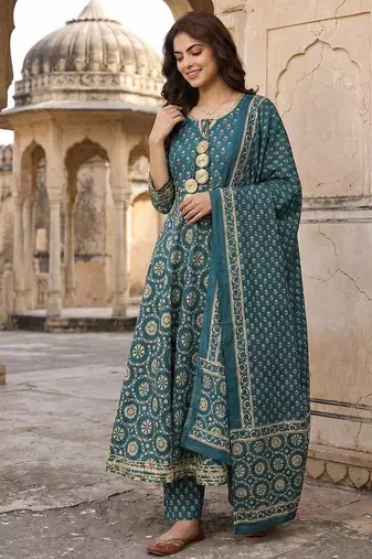 Floral Printed Regular Gotta Patti Pure Cotton Kurta with Trousers & With Dupatta