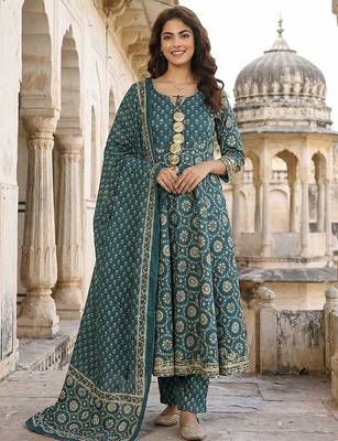 Floral Printed Regular Gotta Patti Pure Cotton Kurta with Trousers & With Dupatta 6