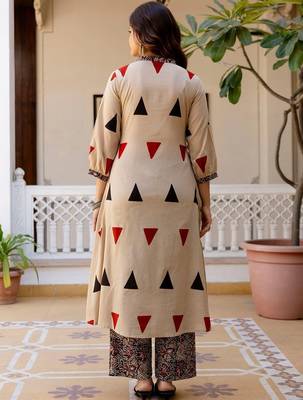 Women Printed Regular Pure Cotton Kurta with Palazzos & With Dupatta 4