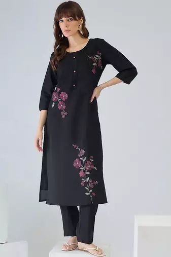 Women Floral Embroidered Regular Thread Work Kurta with Trousers