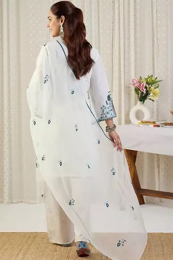 Ethnic Motifs Embroidered Thread Work Pure Cotton Kurta With Trousers & Dupatta