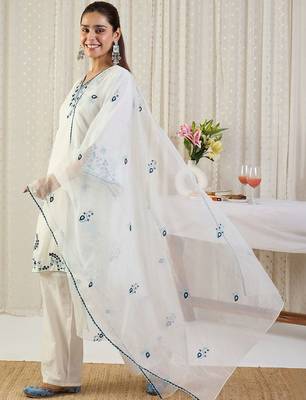 Ethnic Motifs Embroidered Thread Work Pure Cotton Kurta With Trousers & Dupatta 5