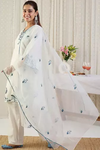 Ethnic Motifs Embroidered Thread Work Pure Cotton Kurta With Trousers & Dupatta