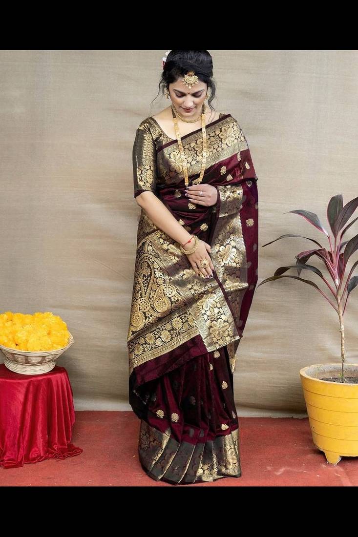 Maroon silk blend banarasi saree with unstitched blouse piece