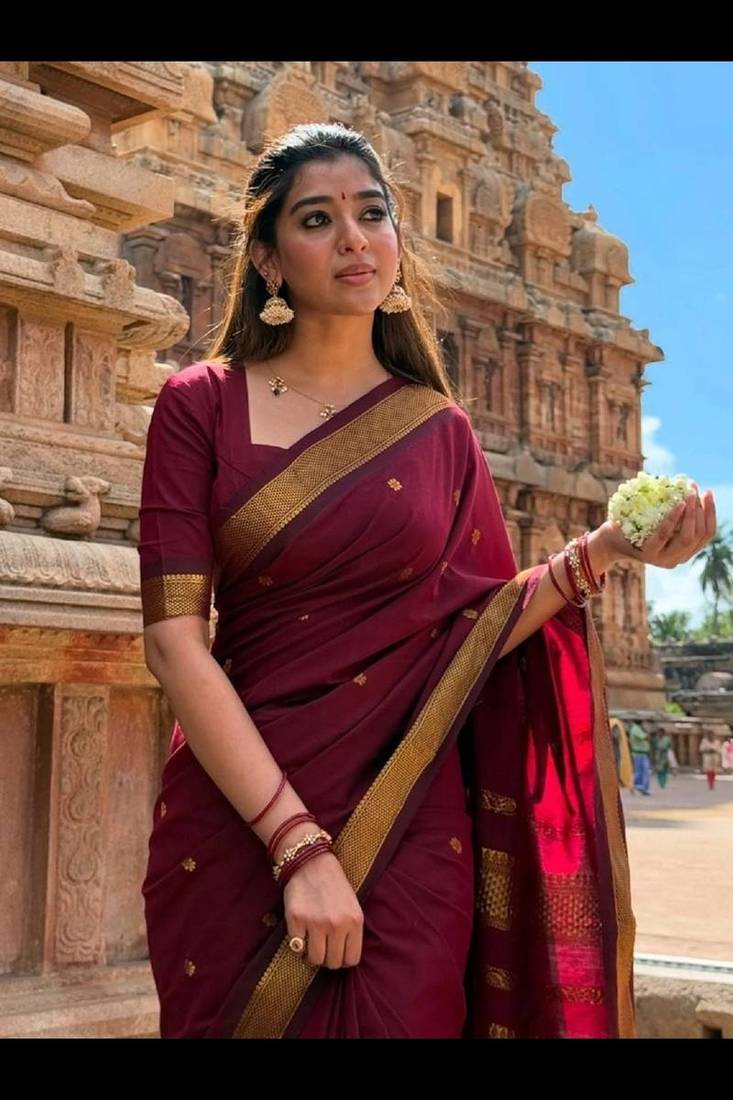 Maroon silk blend banarasi saree with unstitched blouse piece