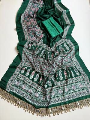 Green Color Printed And Mirror Work Silkm Blend Saree 2