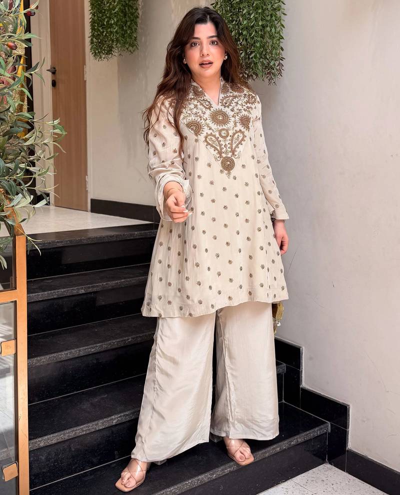 Women's cream crepe straight kurta set with palazzo