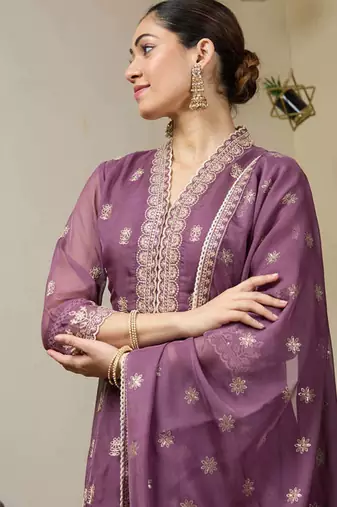 Light purple georgette full stitched wedding gowns upto 44
