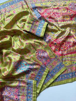 Olive Color Zari Weavind Work Silk Blend Saree 2