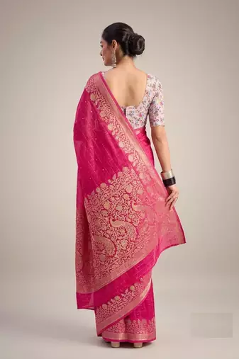 Magenta solid chiffon ethnic saree with blouse