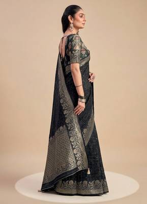 Black solid chiffon ethnic saree with blouse 3
