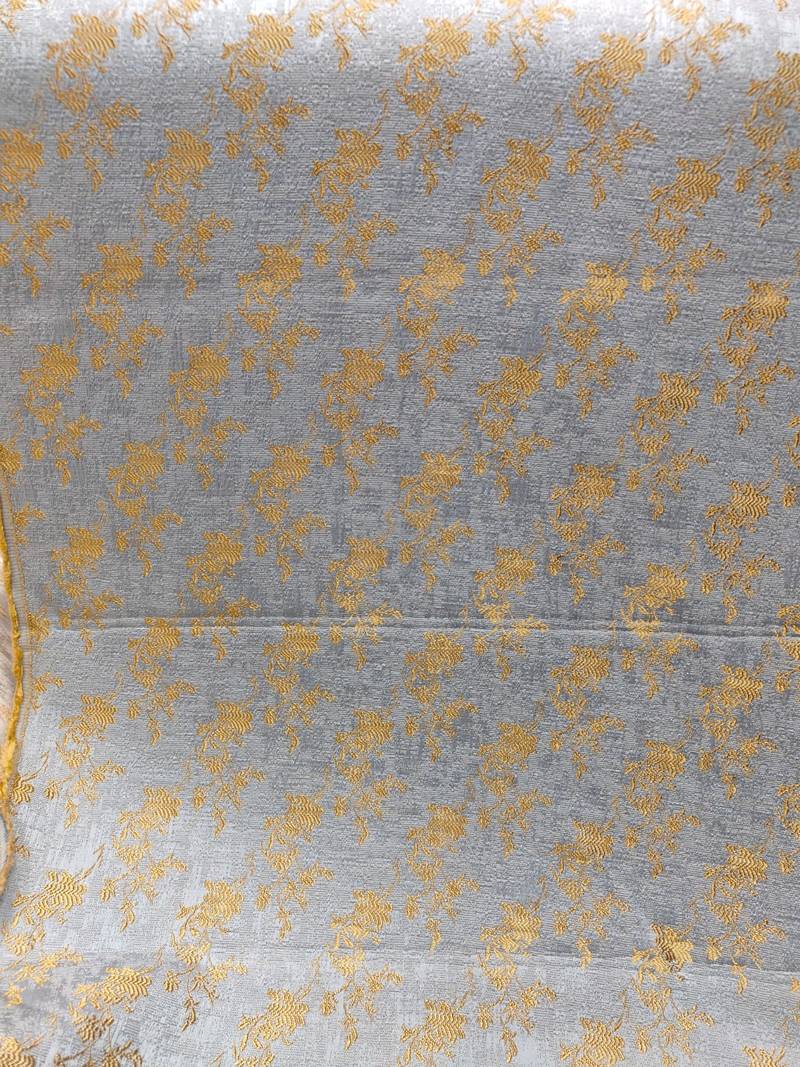 Gray color self weaving jodhpuri for men