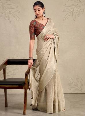 Beige solid chiffon ethnic saree with blouse 1