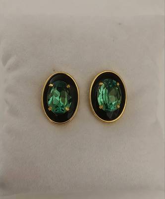 Gold plated black stone swarovski crystal stud earrings 3