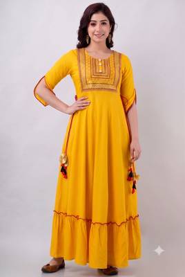 Ftdiva embroidered anarkali kurta in yellow 3