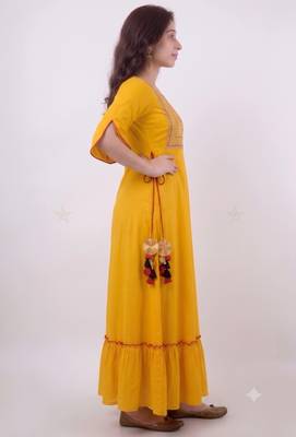 Ftdiva embroidered anarkali kurta in yellow 4