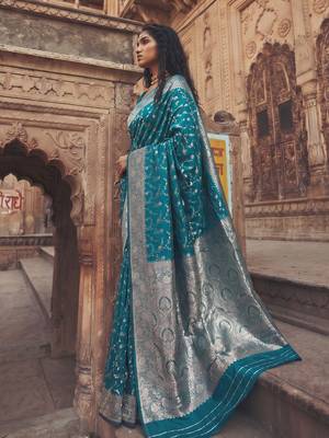 blue silk blend saree with blouse 3