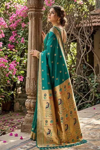 Blue silk blend saree with blouse