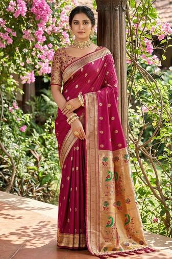 Magenta silk blend saree with blouse