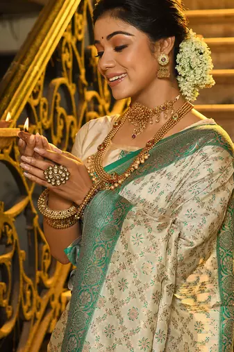 green banarasi silk blend saree with blouse