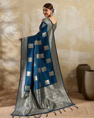 Navy silk blend saree with blouse 2