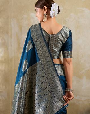 Navy silk blend saree with blouse 4