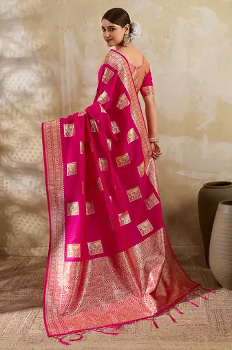 Pink silk blend saree with blouse