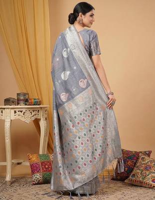 Grey linen saree with blouse 3