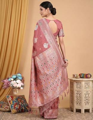 Peach linen saree with blouse 3