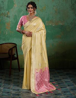 Yellow linen saree with blouse 1