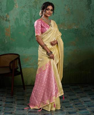 Yellow linen saree with blouse 3