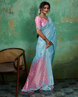 Sky linen saree with blouse 3