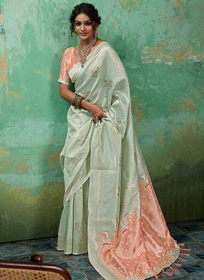 Pista linen saree with blouse 3