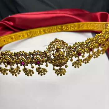 Lakshmi Temple Waist Belt, Gold Tone Kamarband, South Indian Bridal Jewelry 3