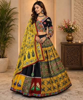 Black Color Digital Print And Mirror Work Slik Blend Lehenga Choli 2